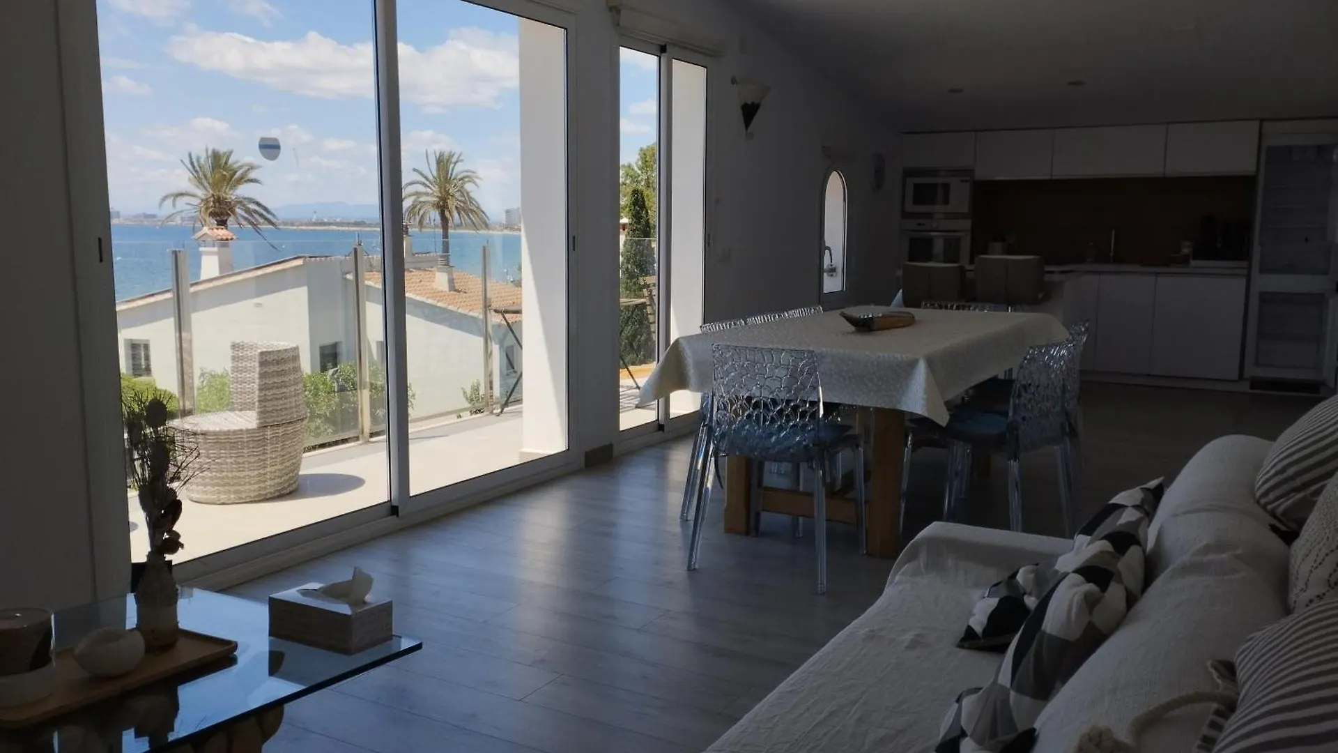Atico Rhodes Playa Roses Lejlighed Spanien